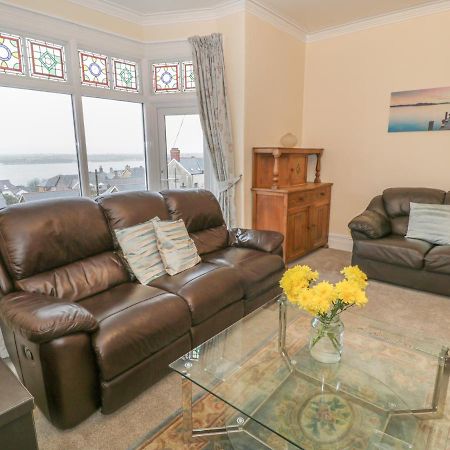 Preswylfa Villa Caernarfon Bagian luar foto