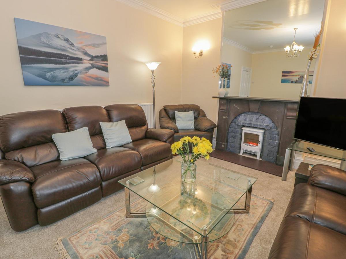 Preswylfa Villa Caernarfon Bagian luar foto
