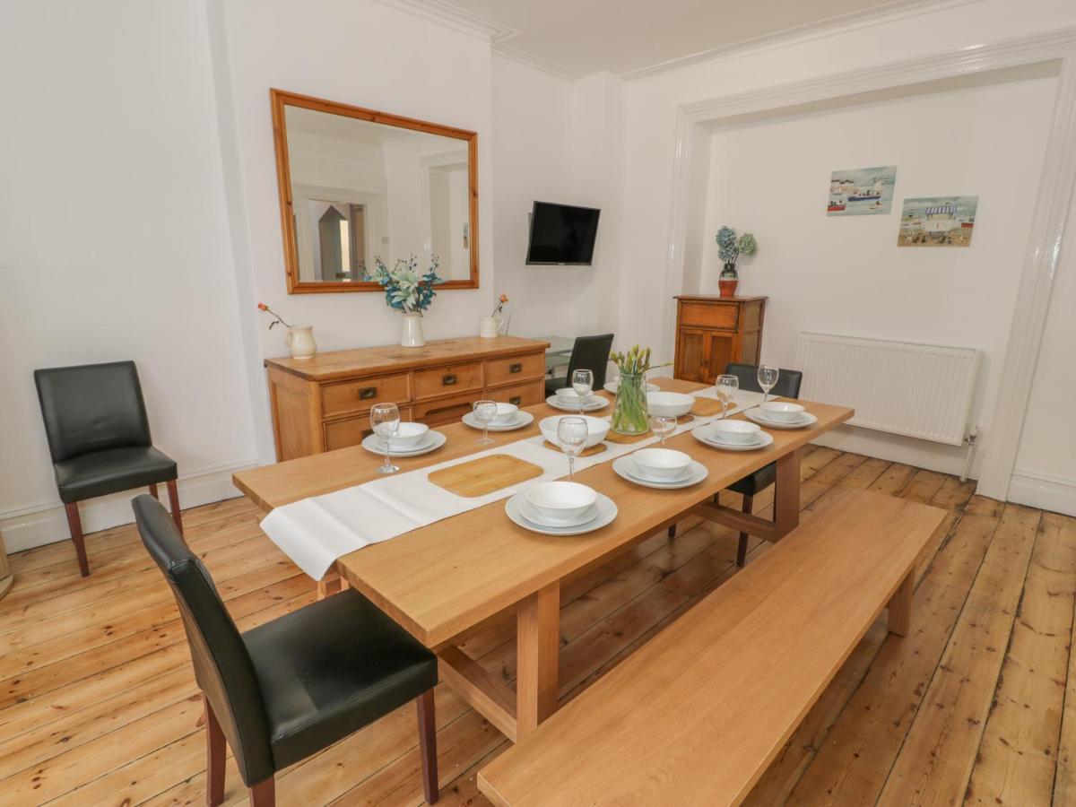 Preswylfa Villa Caernarfon Bagian luar foto