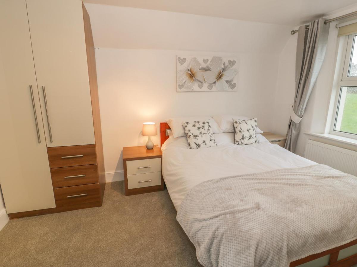 Preswylfa Villa Caernarfon Bagian luar foto
